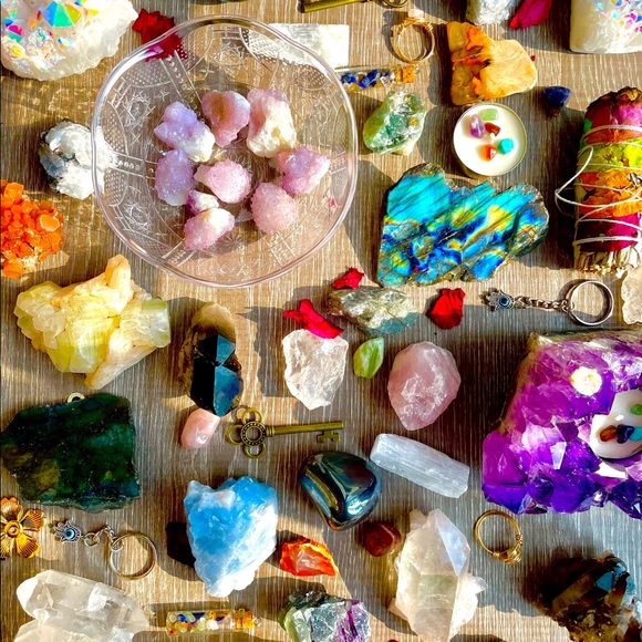 Crystal Mystery Box - Picture 6 of 9